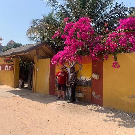 Auberge Keur Ely Ouoran Bagian luar foto