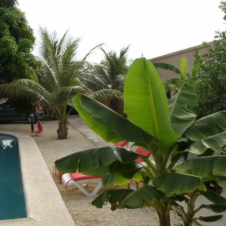 Auberge Keur Ely Ouoran Bagian luar foto