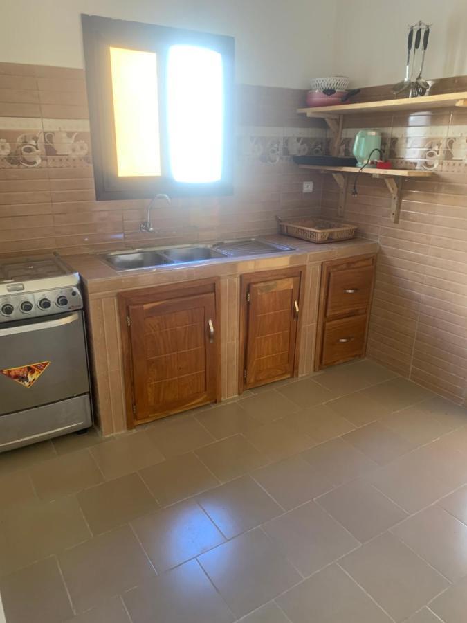 Auberge Keur Ely Ouoran Bagian luar foto