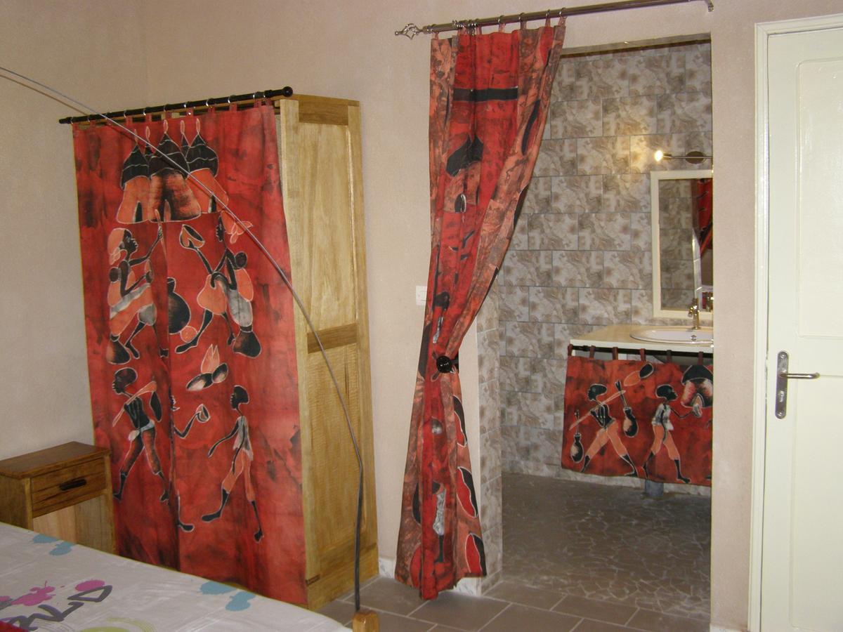 Auberge Keur Ely Ouoran Bagian luar foto