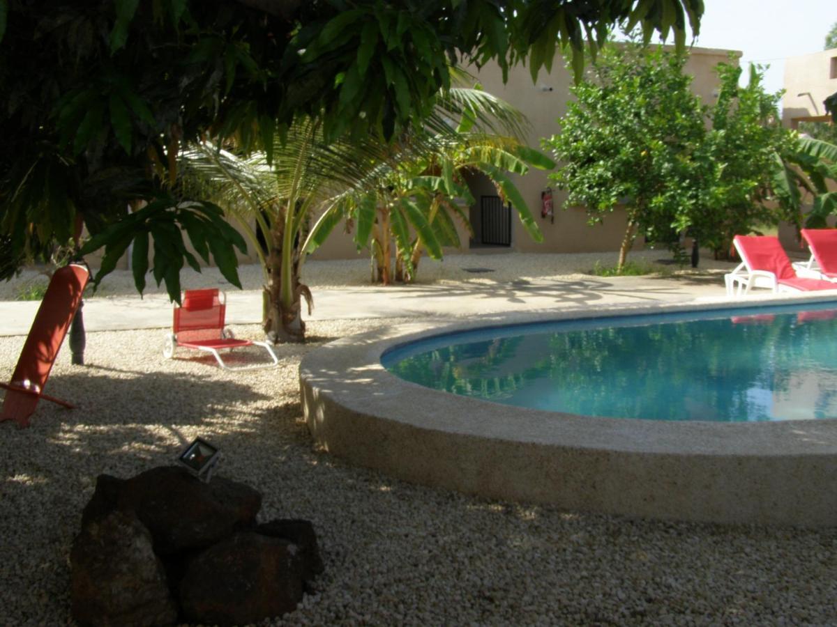 Auberge Keur Ely Ouoran Bagian luar foto